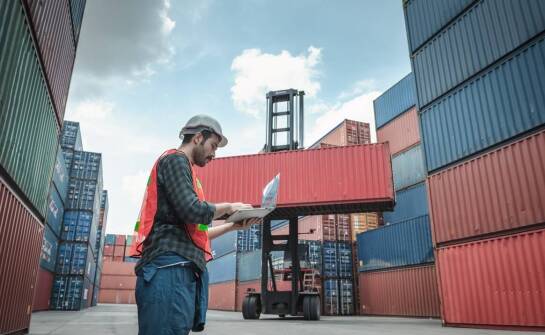 Jak techniczne doradztwo wspiera firmy w optymalnym wyborze wózków widłowych?