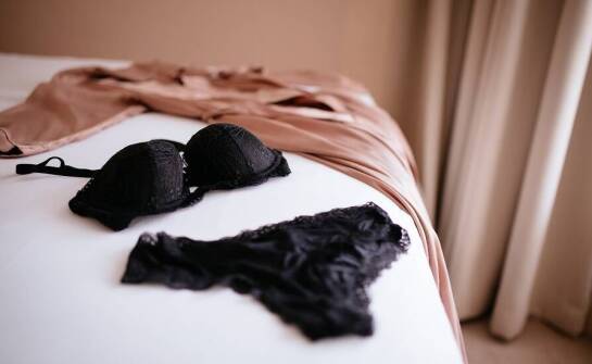 Wybieranie idealnej bielizny erotycznej na zimowe wieczory