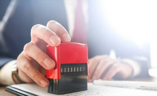 Dlaczego warto dbać o regularną konserwację firmowych pieczątek?