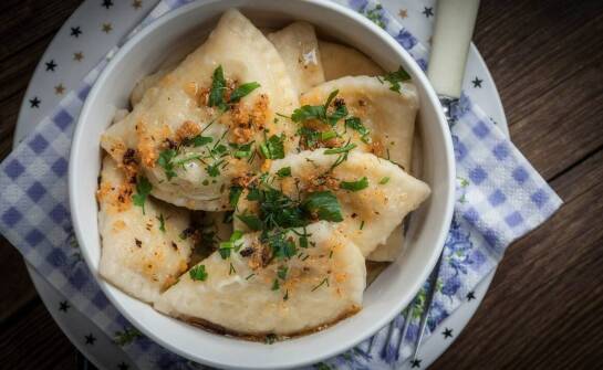 Sekret idealnego ciasta na pierogi: co wyróżnia specjały we Wrocławiu?