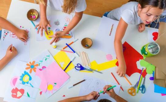 Rozwój zainteresowań uczniów dzięki indywidualnemu planowi nauczania.