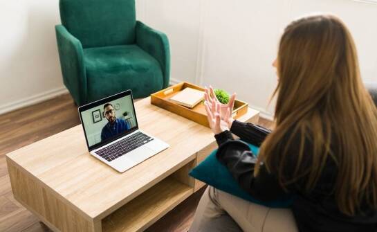 Terapia online jako wsparcie dla osób z problemami emocjonalnymi