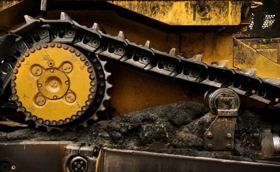 Rola kół napędowych w maszynach Caterpillar – co warto wiedzieć?