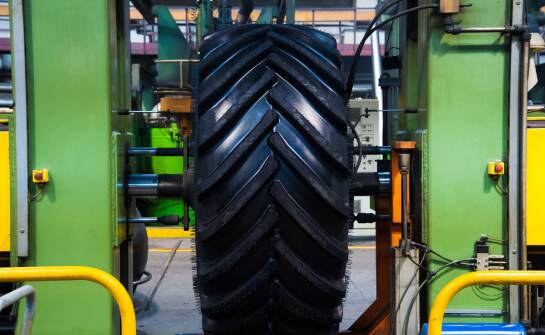 Jak regularne przeglądy ogumienia wpływają na bezpieczeństwo pojazdów rolniczych?