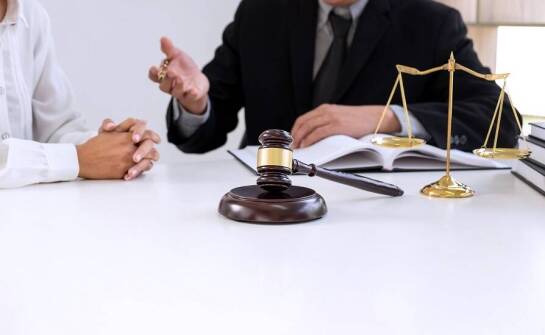 Jakie są możliwości prawne przy oskarżeniu o pranie brudnych pieniędzy?