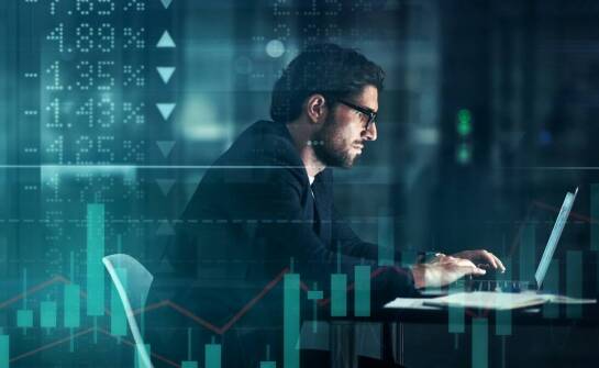 Jak skutecznie zarządzać finansową płynnością poprzez restrukturyzację?