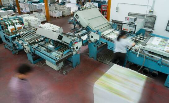 Drukowanie okolicznościowych obrazków jako część oferty w zakładzie Styx