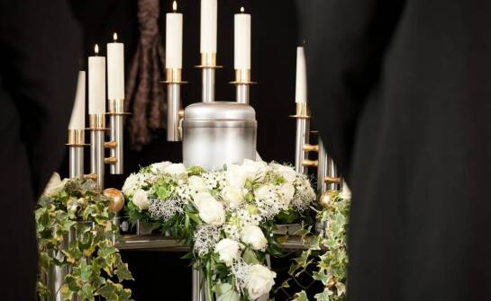 Jakie formalności za klienta załatwia zakład pogrzebowy?