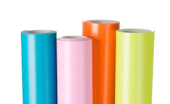 Jakie czynniki wpływają na wybór folii do hotstampingu w specyficznych zastosowaniach?