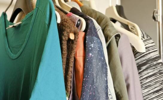 Stylowe zestawy dla dziewczynek z kurtkami – inspiracje na chłodniejsze dni