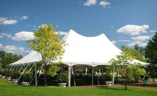 Pneumatyczne namioty jako nowoczesne rozwiązanie dla branży eventowej