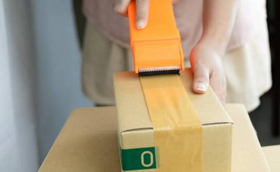 Die Rolle von Klebeband bei der Sicherung von Sendungen