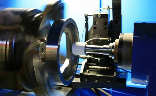 Wpływ dokładnej diagnostyki na skuteczność procesu szlifowania wałów korbowych