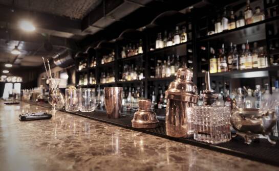 How to choose the right colour scheme for custom bar mats?