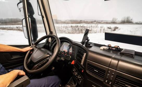 Rola zdalnego zarządzania w programach do obsługi samochodowej floty