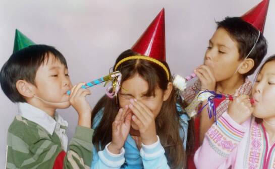 Organizacja tanecznych zabaw na urodziny dla dzieci: co warto uwzględnić