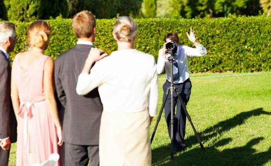 Jakie są najczęstsze wyzwania podczas ślubnych sesji i jak je przezwyciężyć?