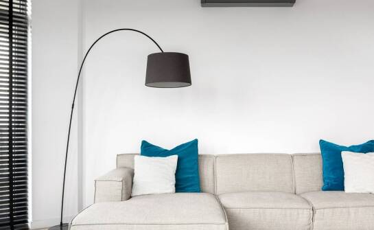 Jak oczyszczanie powietrza przez klimatyzację wpływa na zdrowie mieszkańców domu?