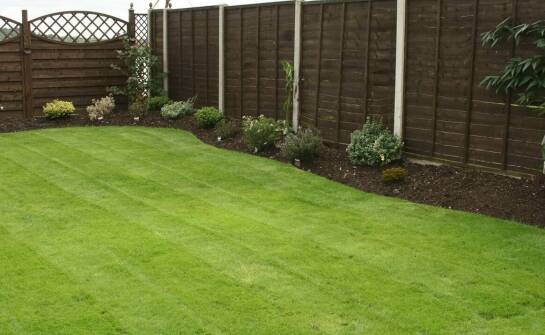 Zalety wyboru żeliwnych ogrodzeń dla dużych terenów rekreacyjnych