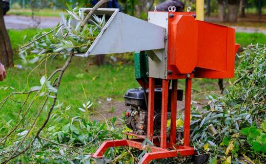 Jakie są różnice między rębakami do gałęzi dla amatorów a dla profesjonalistów?