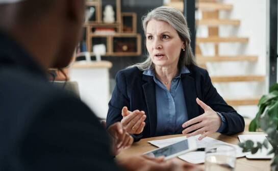 Jak prawne doradztwo wpływa na sukces biznesowych negocjacji?