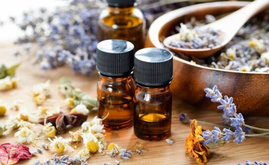 Rola roślinnych wyciągów w budowaniu naturalnych zapachów