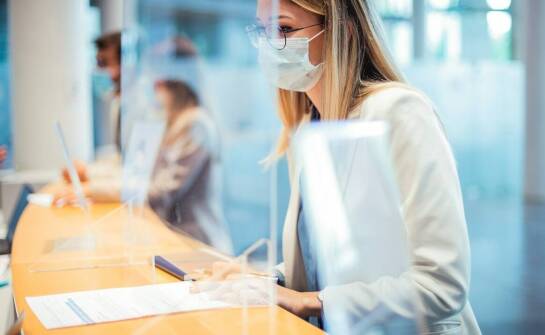 Jak kantor w Kowalowie dba o bezpieczeństwo transakcji finansowych?