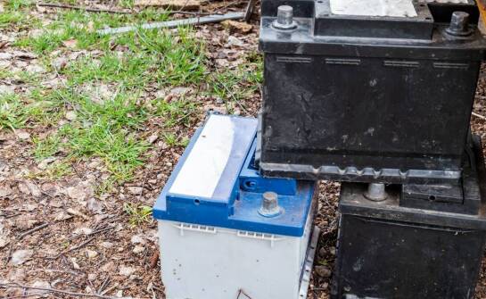 Jakie są korzyści ze sprzedaży akumulatorów do skupu?