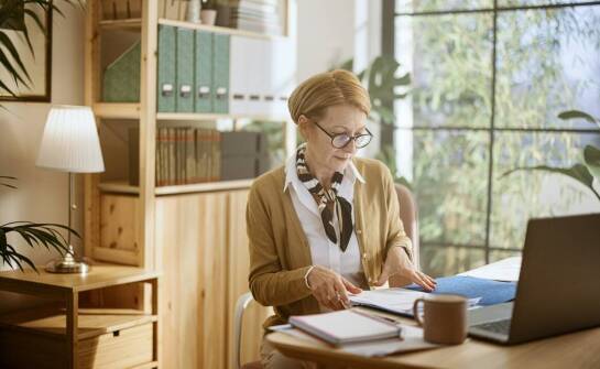 Jakie usługi oferuje prawny doradca w zakresie windykacji?