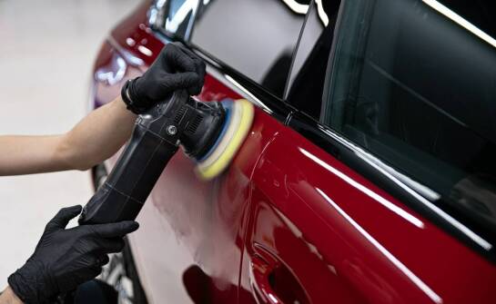 Auto detailing w kontekście poprawy rynkowej wartości samochodu