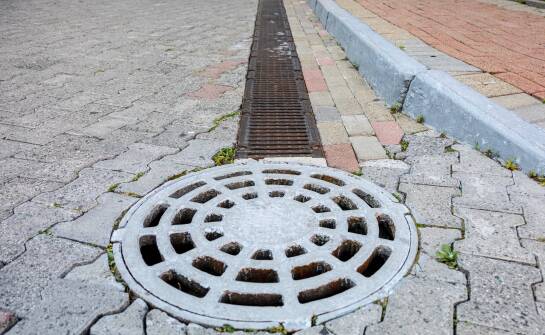 Die Rolle von Betonrinnen im Schutz vor chemischen Verunreinigungen
