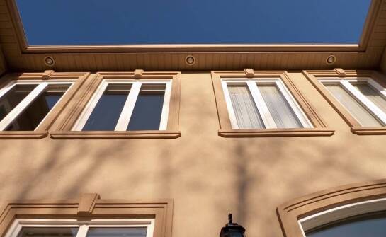 Dlaczego warto zainwestować w bonie elewacyjne okienne z EPS-100?