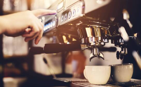 How the ability to customize the colors of devices influences the aesthetics of the workplace?