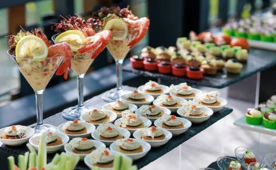 Dlaczego warto zaufać długoletniemu doświadczeniu w cateringu?