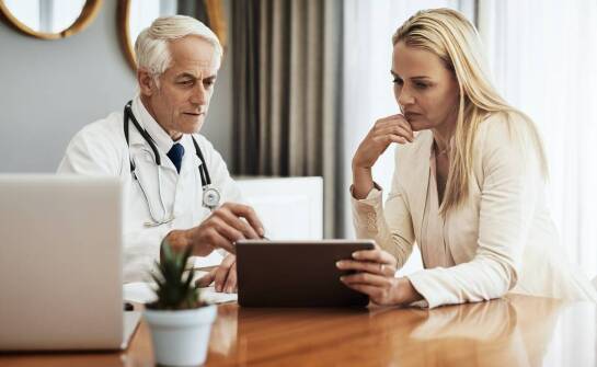 Jakie są przeciwwskazania do zabiegu korekty powiek?