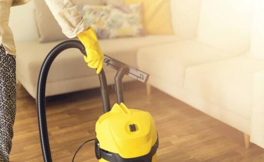 Skuteczne czyszczenie tapicerowanych mebli metodą ekstrakcyjną