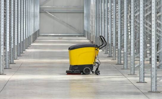 Nowoczesne technologie w ofercie wypożyczalni sprzętu do czyszczenia