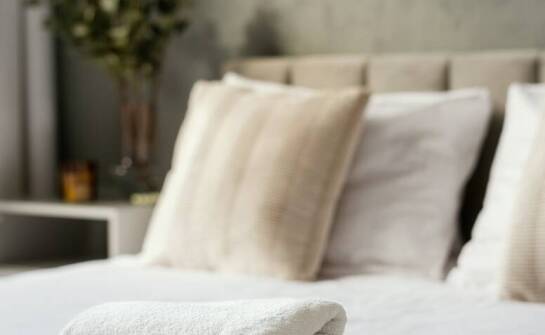 Hotelowe szlafroki a zrównoważony rozwój – jakie opcje warto rozważyć