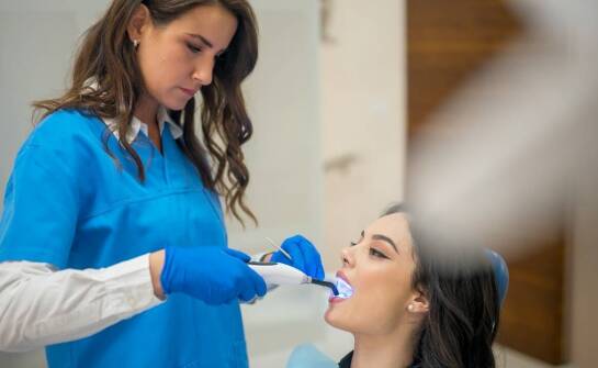 Rola bondingu w estetycznej kompleksowej stomatologii