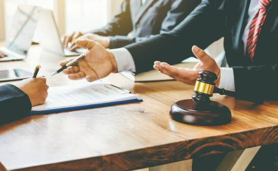 Komornik sądowy a proces odzyskiwania długów od dłużników