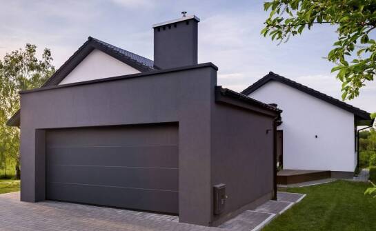 Haltbarkeit und Widerstandsfähigkeit von Garagen aus modernem gehärtetem Glas