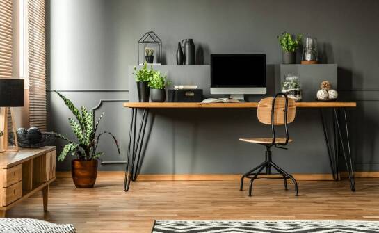 Czym czyścić biurowe powierzchnie, by służyły dłużej?