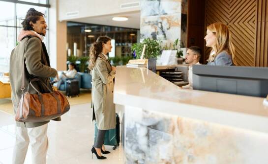 Kluczowe korzyści z współpracy z agencjami pracy dla Ukraińców w branży hotelarskiej