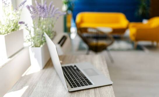 Jakie są zalety systemów elektronicznych do obsługi kadrowo-płacowej?