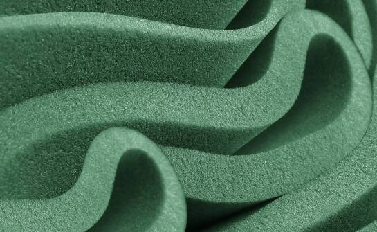 Jak spieniony silikon wpływa na termiczną izolację w przemyśle?