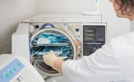 Jak leasing autoklawów wspiera rozwój małych medycznych placówek?