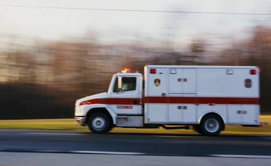 Transport medycznych materiałów: standardy bezpieczeństwa i szybkości