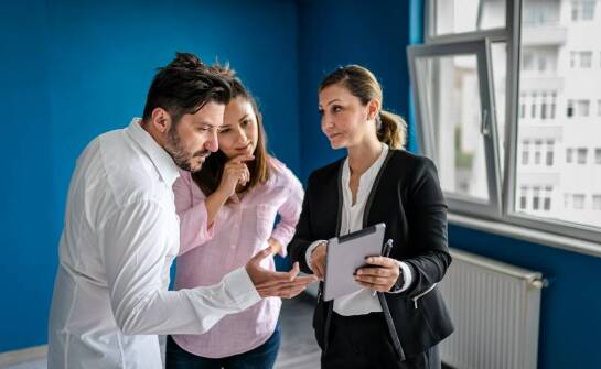 Wyzwania związane ze sprzedażą mieszkań w Skierniewicach i jak im sprostać.