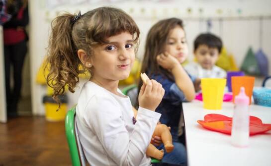 Znaczenie śniadania w codziennym przedszkolnym jadłospisie