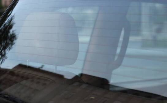 Samochodowe szyby produkowane w Polsce – gwarancja jakości i zgodności z normami producenta